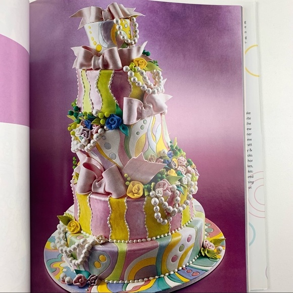 Cakes To  Dream On By Colette Peters - Picture 7 of 11
